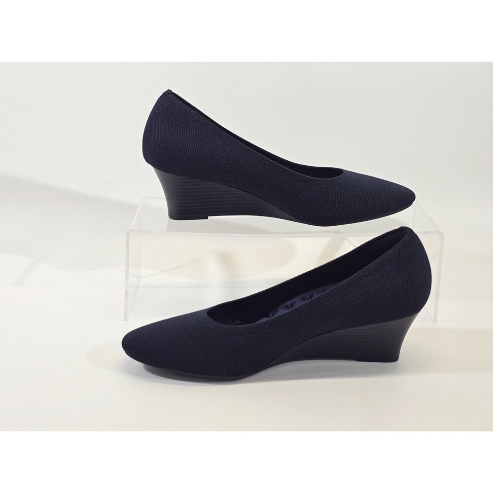 VIVIA Women's 40 9‎ AlmondToe Tamia Wedge Pro Navy Blue Knit Shoes Heels NW - Picture 2 of 7